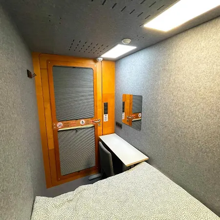 Spacerebels Kapsül Otel