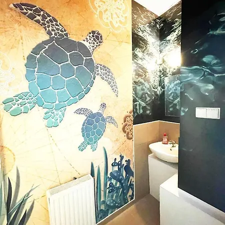 Kapsül Otel Spacerebels Wroclaw