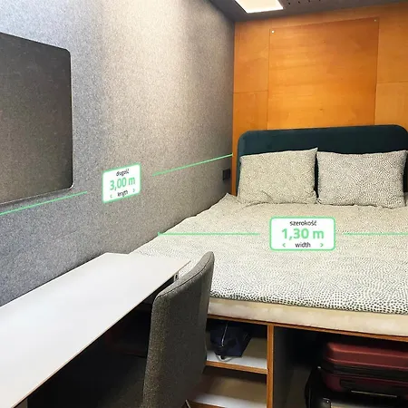 Capsule hotel Spacerebels Wroclaw